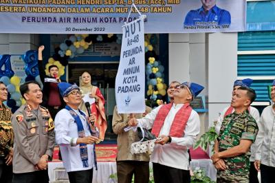 Melangkah Bersama Berbagi Berkah